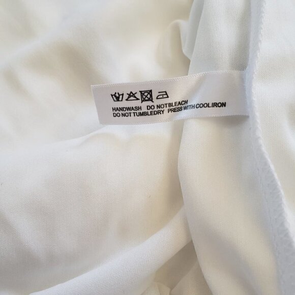 NWT White chiffon blouse with bat sleeve and embellished neckline sz M - Picture 8 of 8